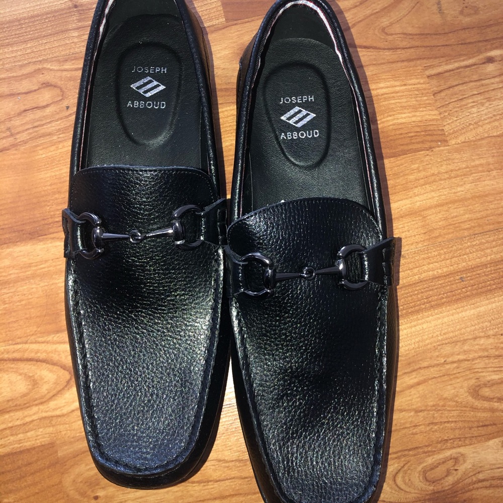 Men’s Shoes - Picture 2 of 3